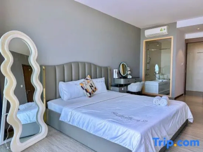 2 Bedrooms Apartment with sea view