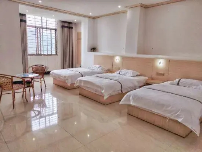 Chenxing Convenient Hotel