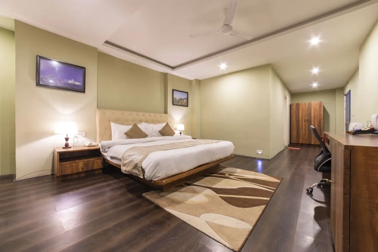 Superior room