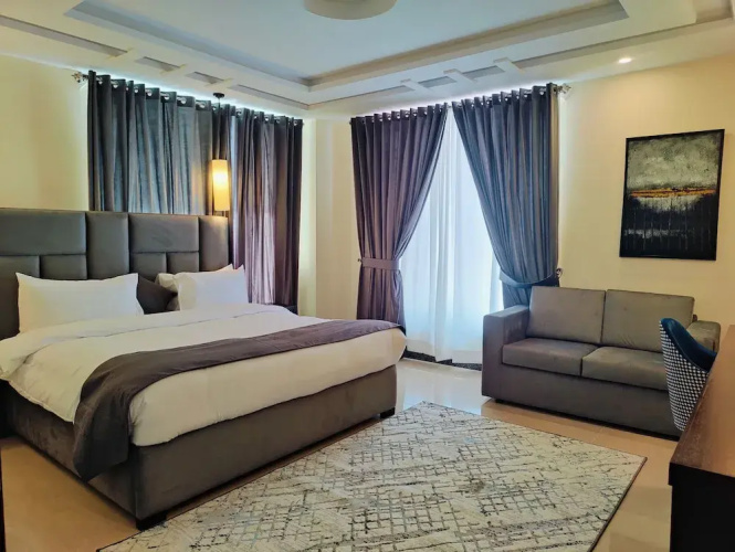 Pinemont Hotel