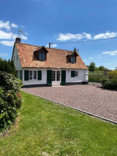 3 Bedrooms Cottage