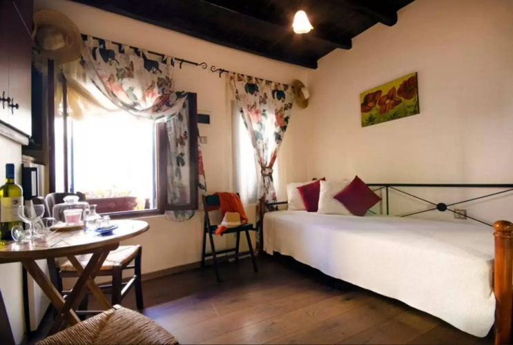 Room Honeymoon
