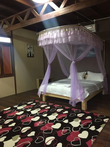 1 Bedroom Chalet with garden view
