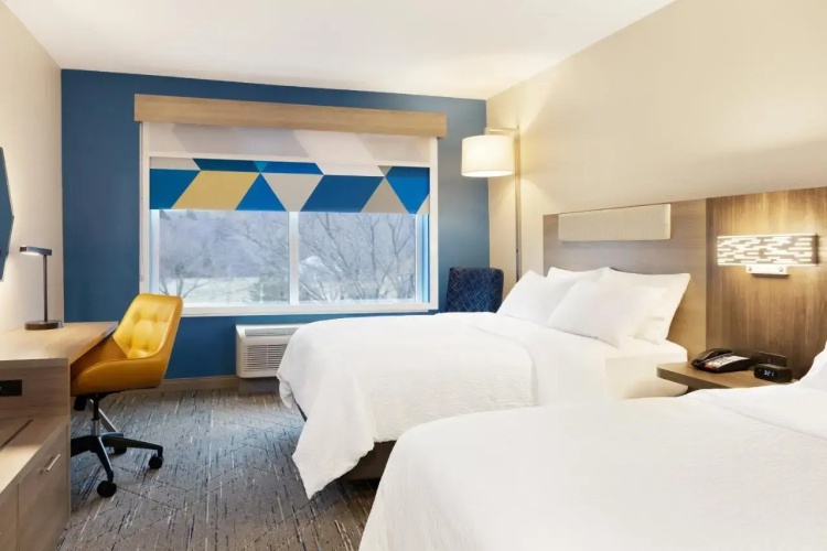 Holiday Inn Express Brady