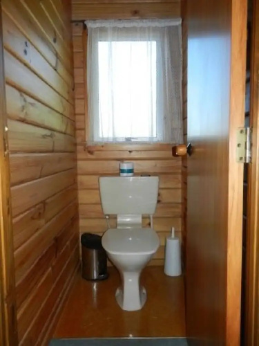 103 Chalet Cres