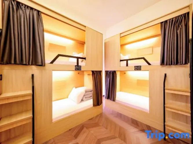 Bed in Dorm (male dorm)