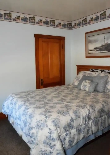 1 Bedroom Standard Triple Family room