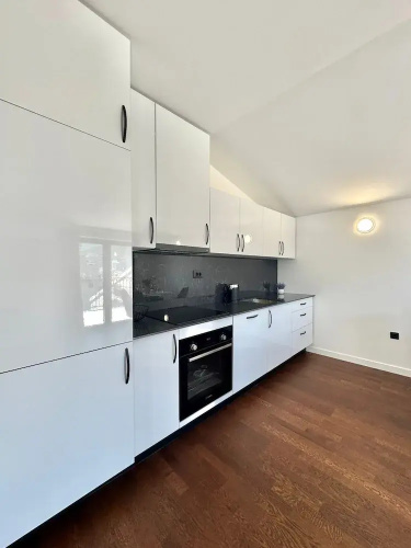 Sunny Bay Apartments