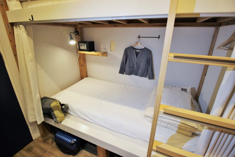 Hostel TOKI