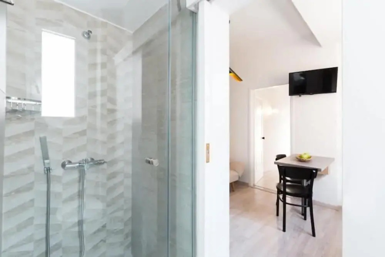 Anemi Green Cozy apt with beach views