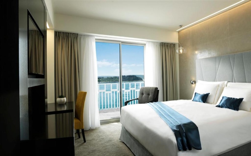 Junior Suite with balcony and with sea view