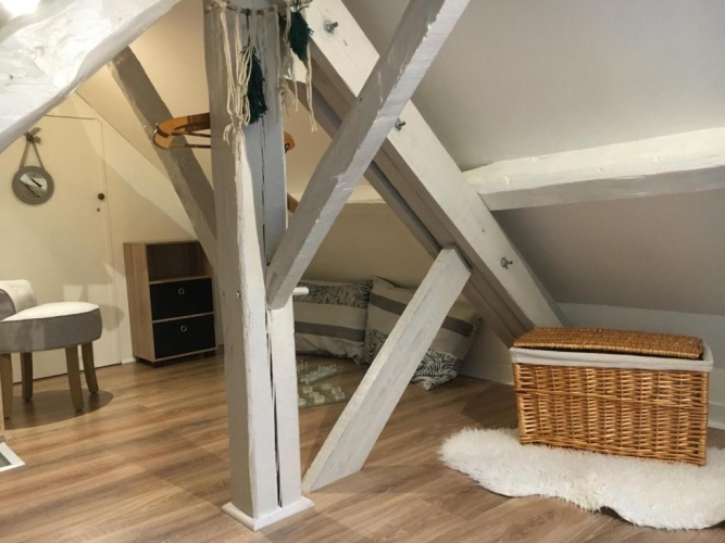 3 Bedrooms Apartment