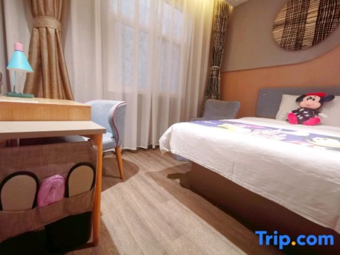 Standard Twin Family room