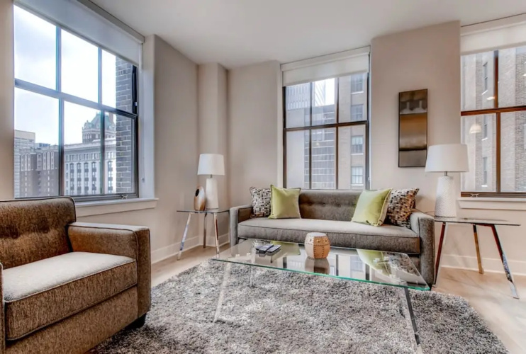 Global Luxury Suites at Harbor Point