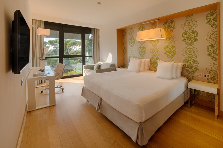 NH Collection Roma Vittorio Veneto Over view