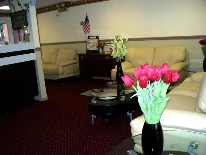 Budget Inn And Suites