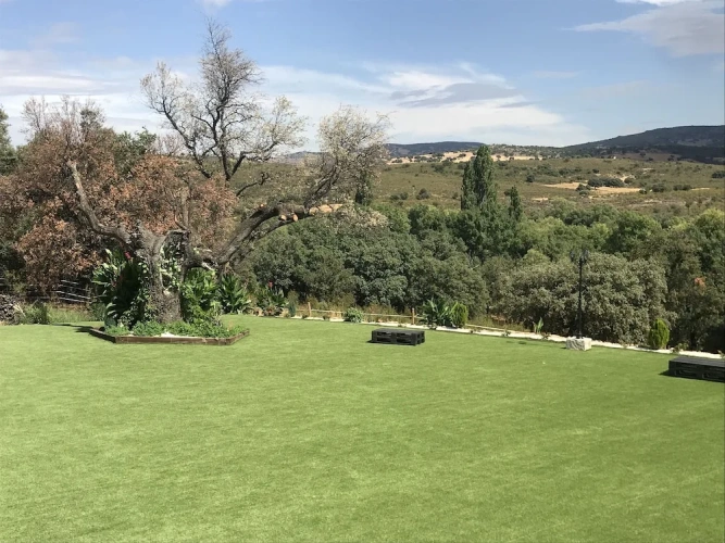 Deluxe Quadruple room with mountain view