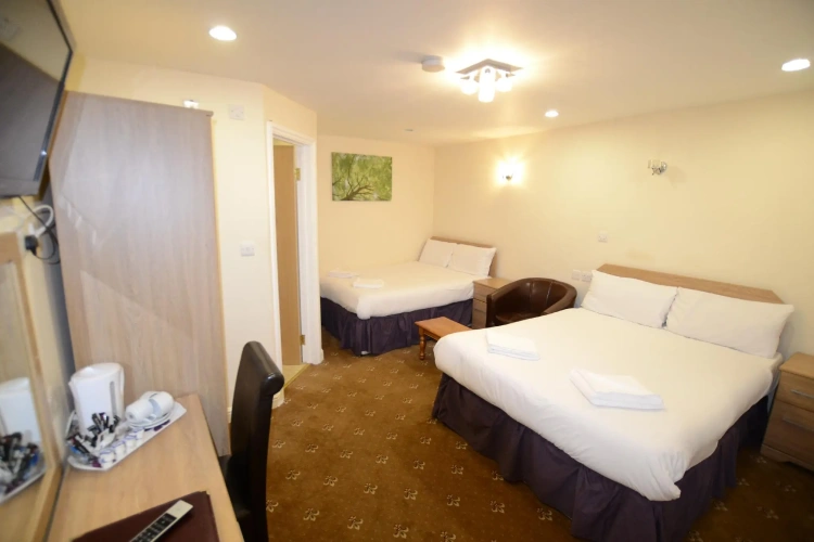 Standard Twin room
