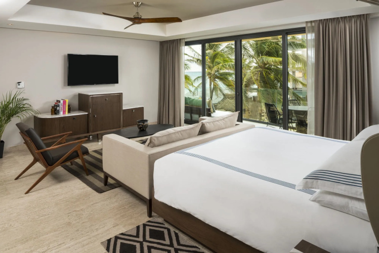 Thompson Playa Del Carmen Beach House