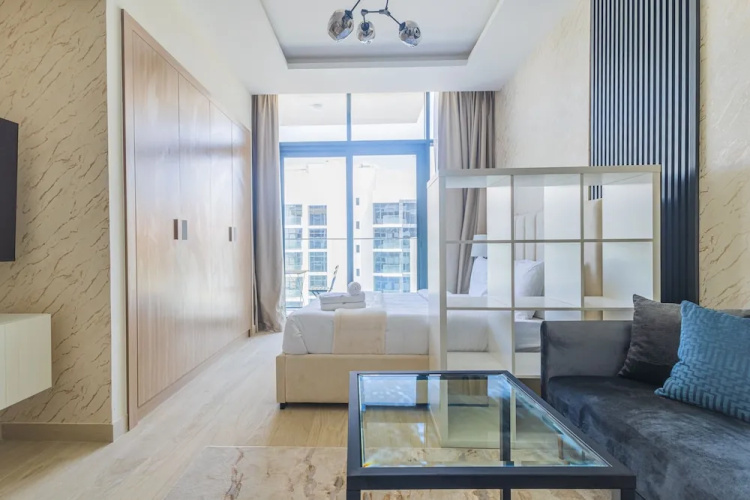 Nasma Holiday Homes - Azizi Riviera
