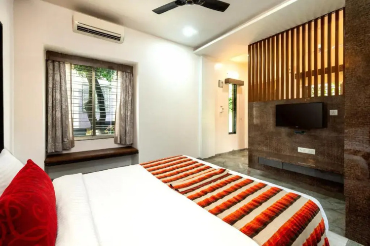 Freesia Resort by Express Inn