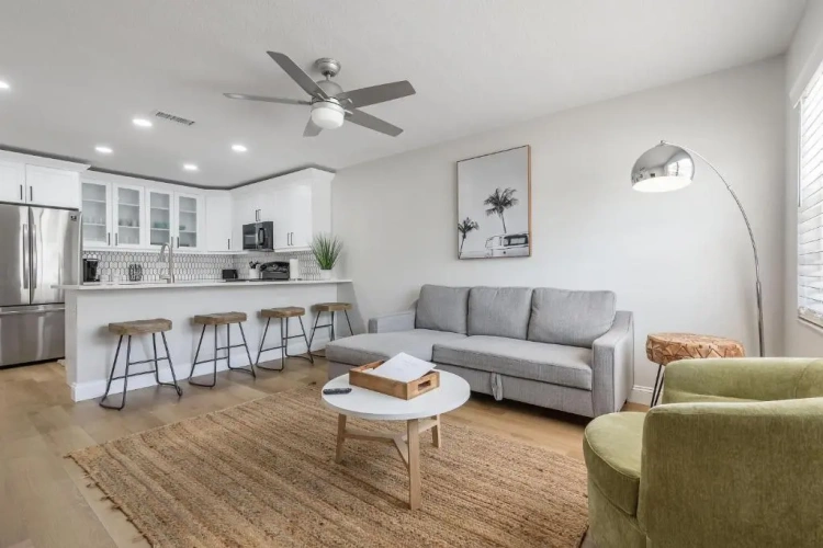 1 Bedroom Apartment