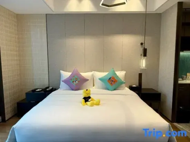 2 Bedrooms Deluxe Family Suite