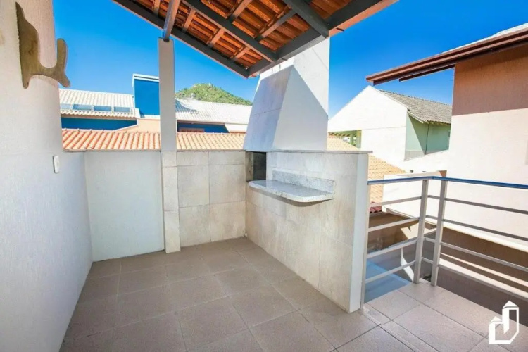Casa Acolhedora E Confortável Com 03 Dormitórios