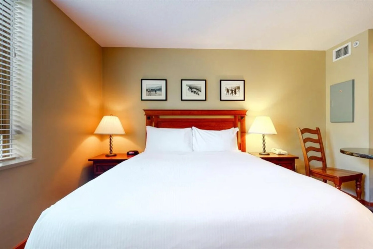 Whistler Cascade Lodge