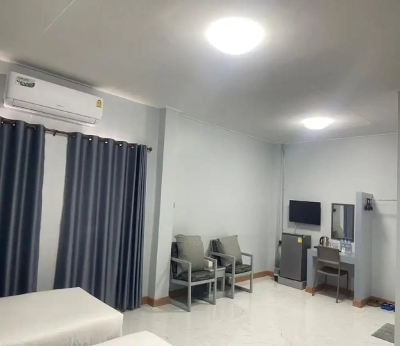 Standard Triple Family room