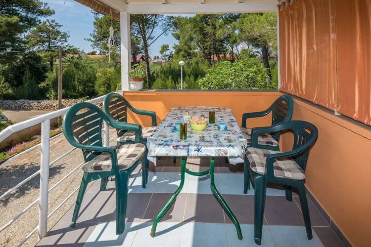 Family Apartment with balcony