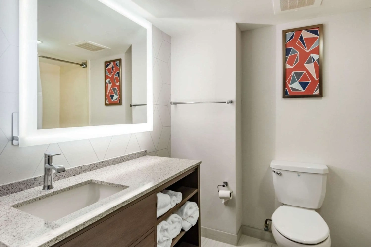 Quadruple Suite