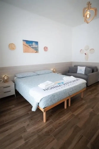 Deluxe Studio