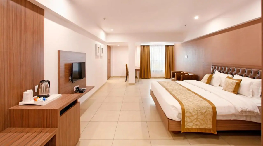 Hotel Dwarkamai