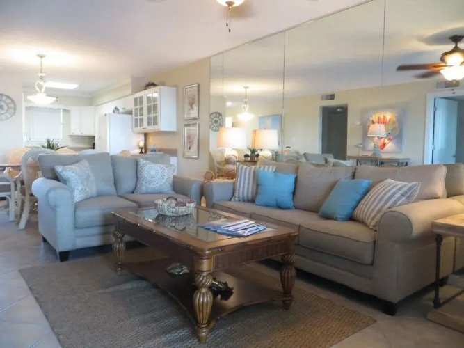 Jubilee Landing 302 - 2 Br condo by RedAwning