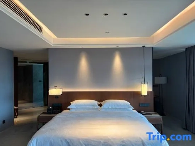 Prestige Suite