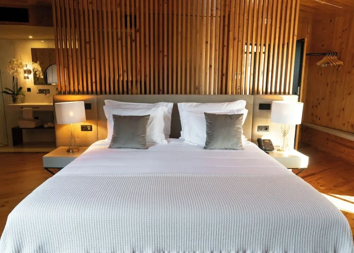 Suite with balcony