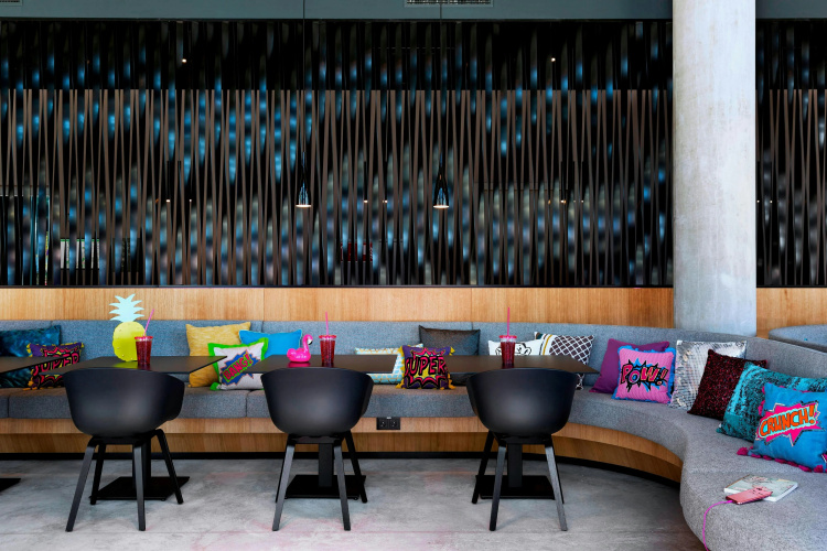 Moxy Vienna Airport photo 17