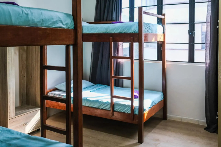 Step In Lodge - Hostel