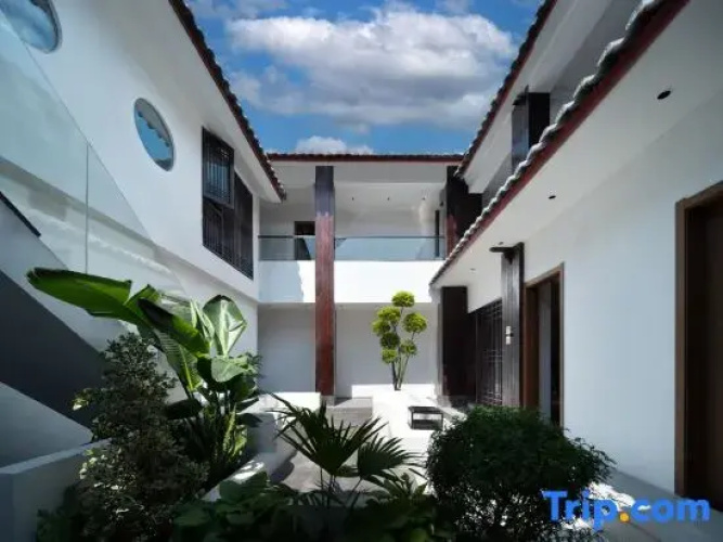 Yunxi Designsr resort countyard