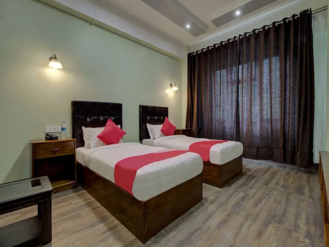 Oyo 19563 Infinity Inn