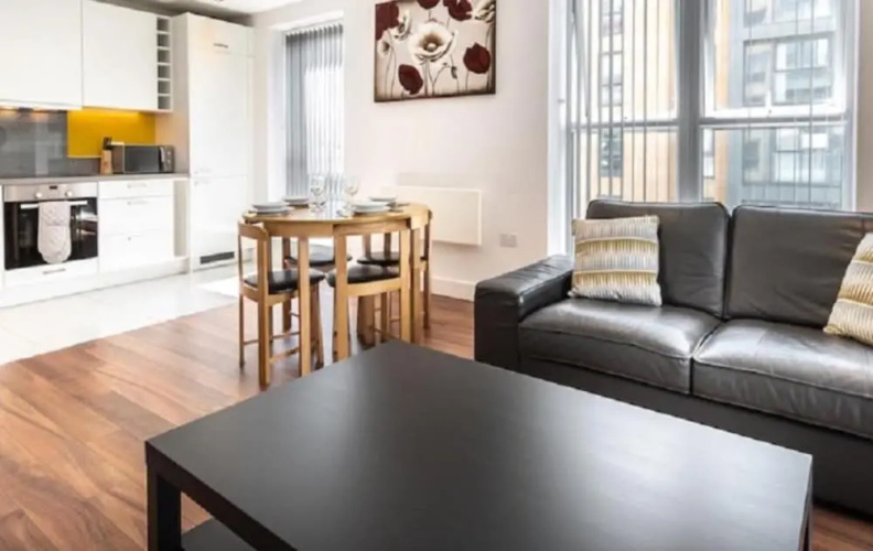 Impeccable 2-bed Apartment in Reading