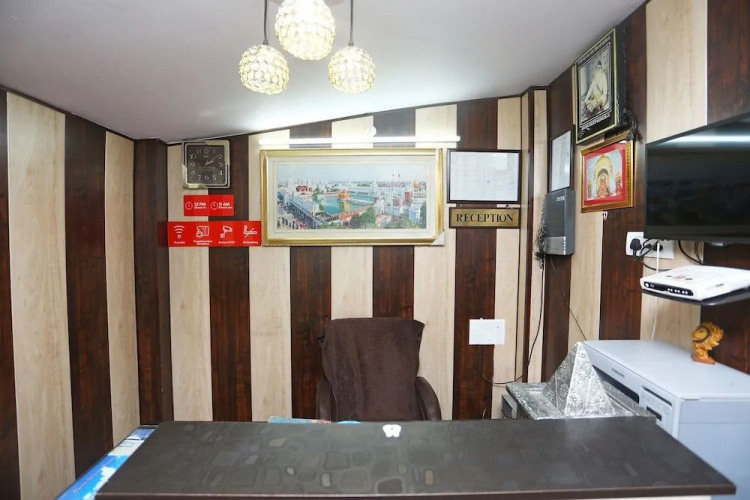 OYO 9452 Hotel Moonlight