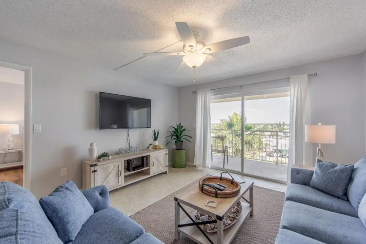 503 Madeira Norte Condo
