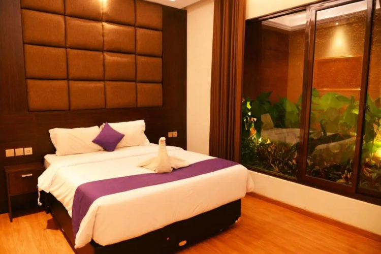 Grand Sahman Hotel