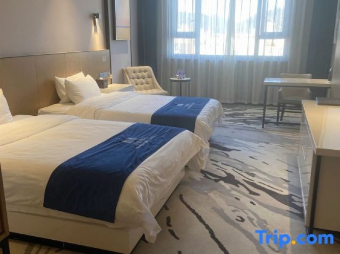 Premium Twin room