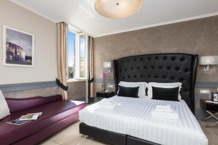 Deluxe Triple room