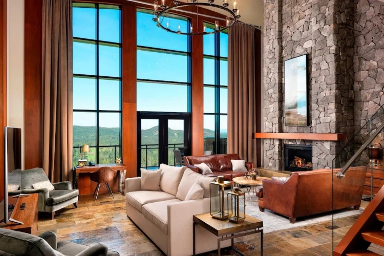 1 Bedroom Presidential Suite with golf view
