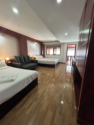 Deluxe Quadruple room