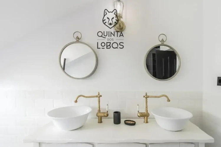Deluxe Double Suite
